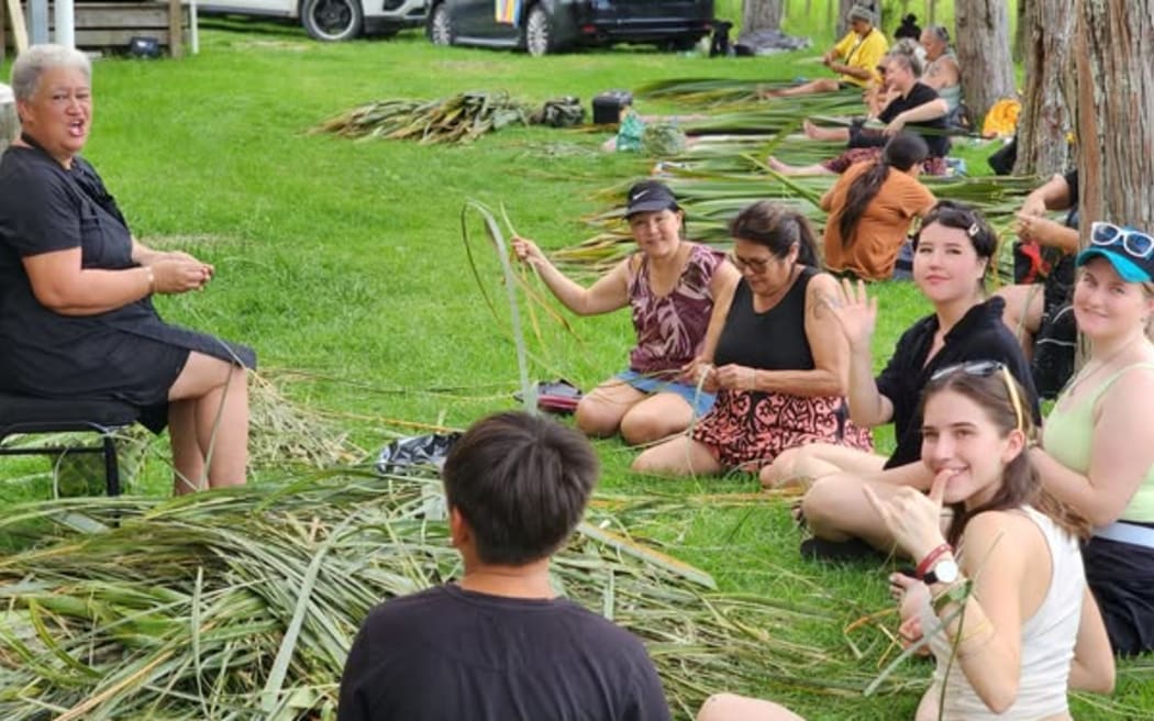 Whakapara Marae whānau hosted iwi taketake whānau from Canada, who helped prepare rourou kai.
