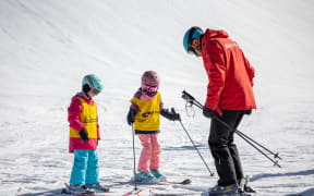 Mt Hutt ski school.