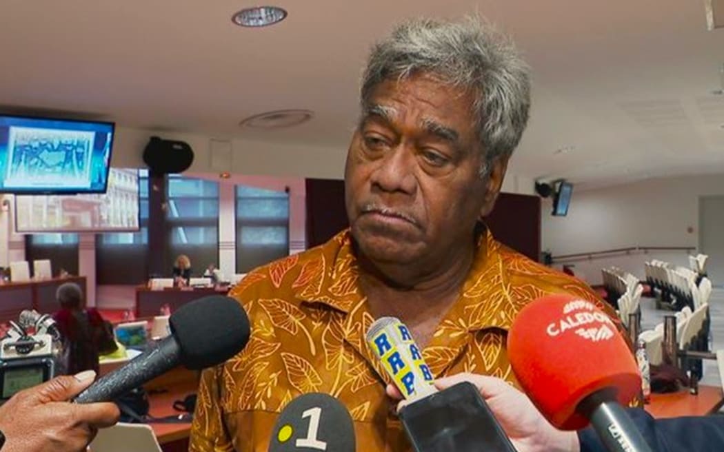 Jacques Lalié speaks to local media at New Caledonia’s Congress on 26 November 2024 – PHOTO NC La 1ère
