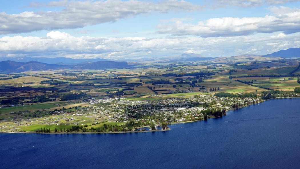 Te Anau.