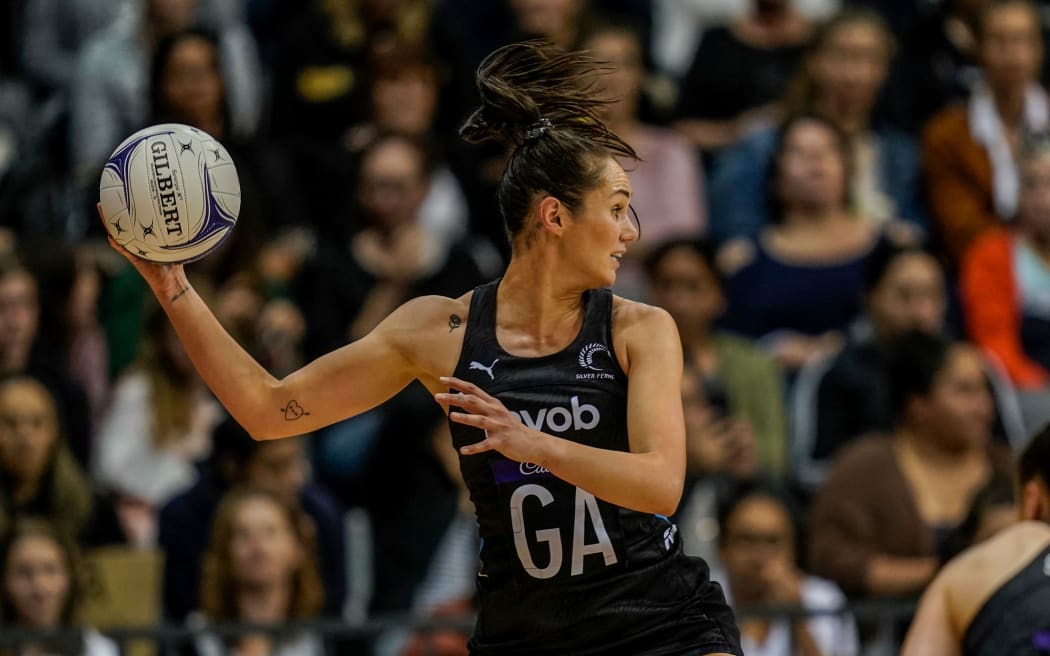 Silver Ferns Ameliaranne Ekenasio.