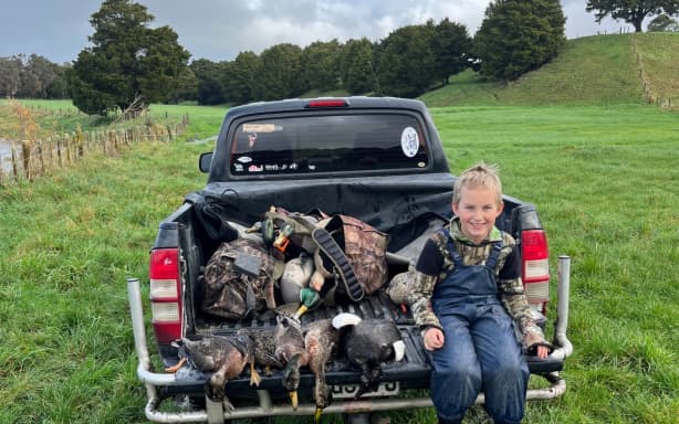 Rural families amped for duck hunting season | RNZ