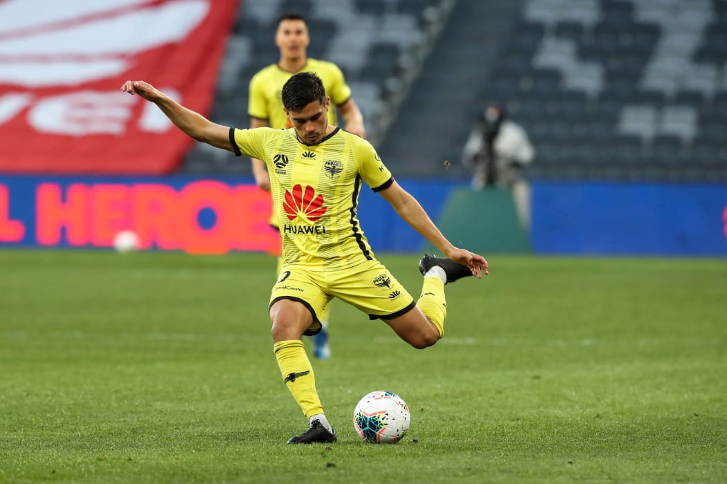 Ulises Davila of the Phoenix in possession during the A-League match,  Perth Glory v Wellington Phoenix at Bankwest Stadium, Saturday 22nd August 2020 Copyright Photo: David Neilson / www.photosport.nz