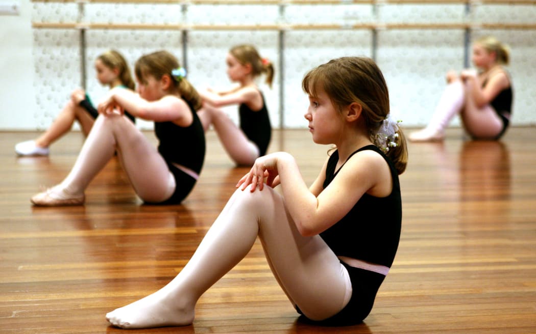 young girls in ballet class