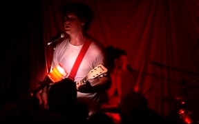 White Stripes live in NZ 2000