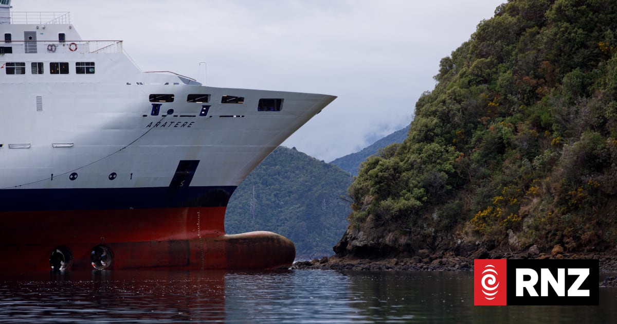 Interislander ferries: Finance Minister 'dragging her feet' on plan B ...