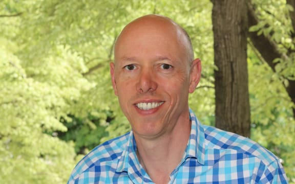 Prof Richard Porter, Otago University