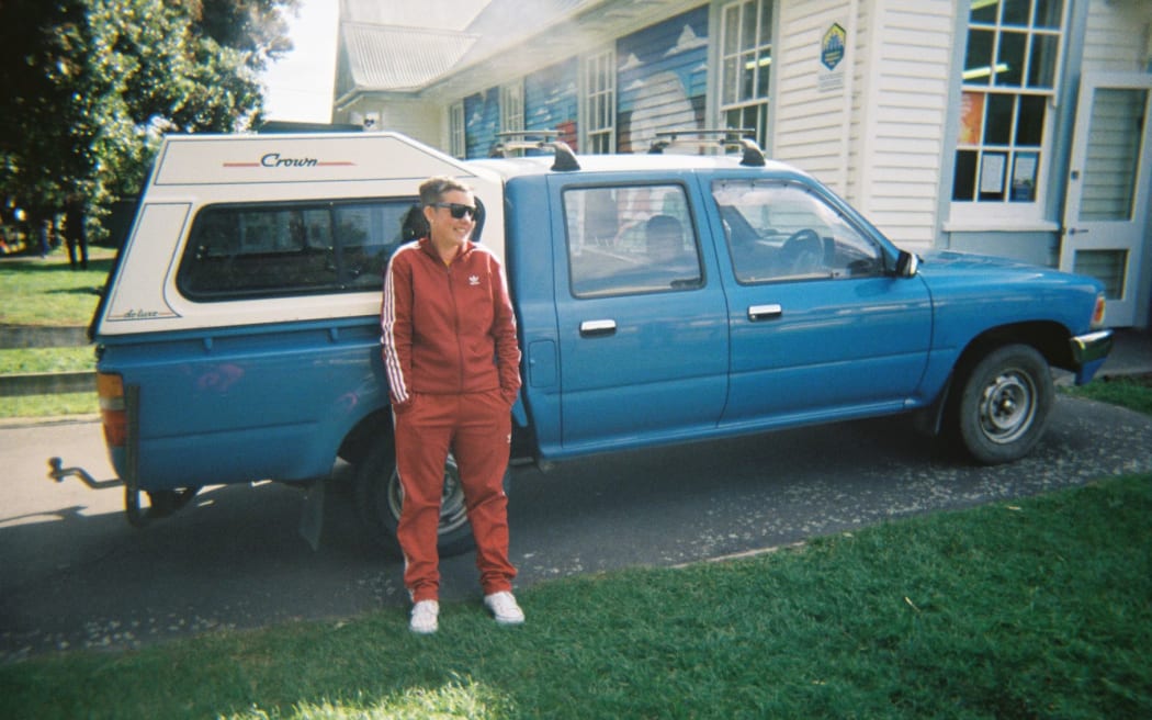 O'Leary heads to a gig for children in the iconic 1990 Toyota Hilux.