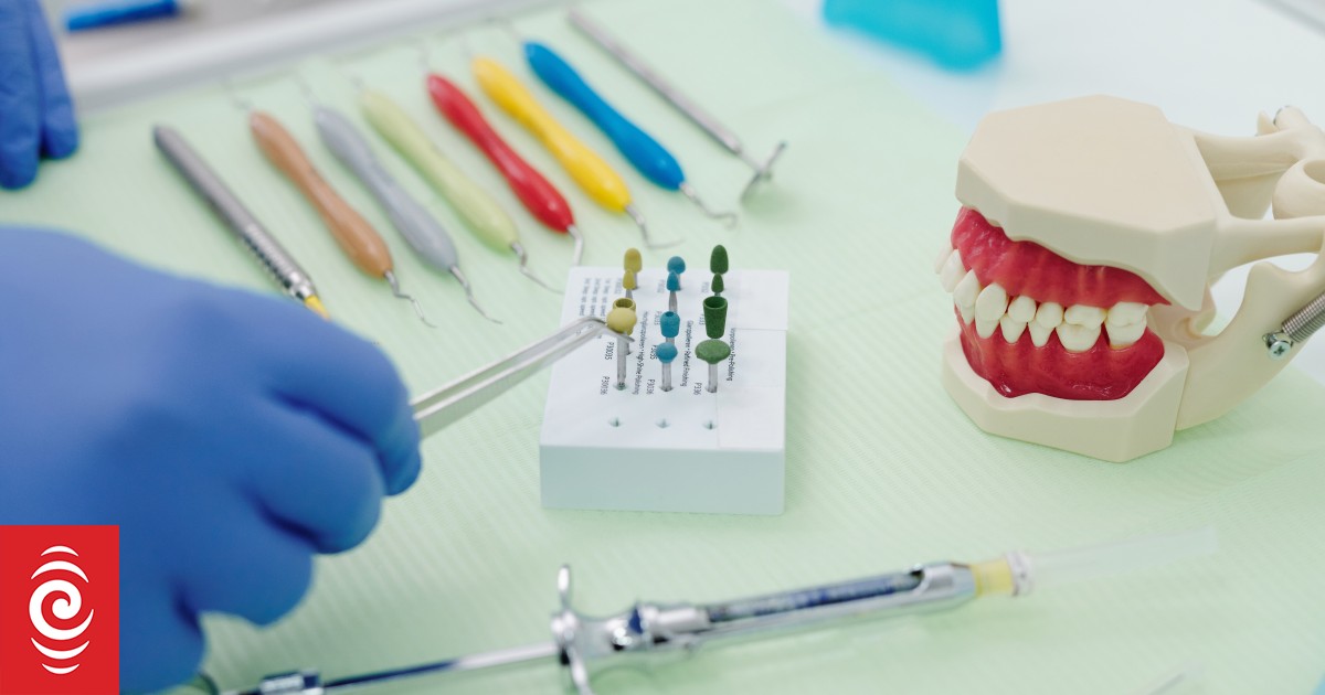 New Zealanders getting costly dental work overseas, business owner says