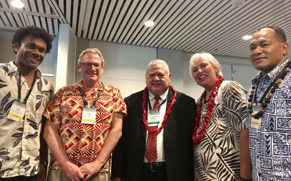 PCCC2018 team organisers with keynote speaker Samoa PM Tuilaepa (centre) and VUW’s Pala Molisa, James Renwick, Luamanuvao Winnie Laban and SPREP's Kosi Latu.