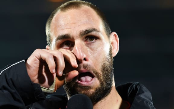 Vodafone Warriors Simon Mannering emotional during his presentation speech.