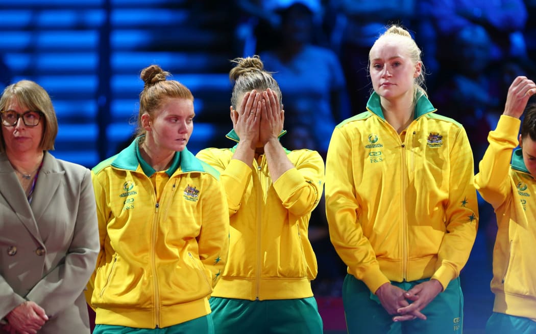 Australian Diamonds preparing to receive silver medal after 2019 NWC final loss to Silver Ferns