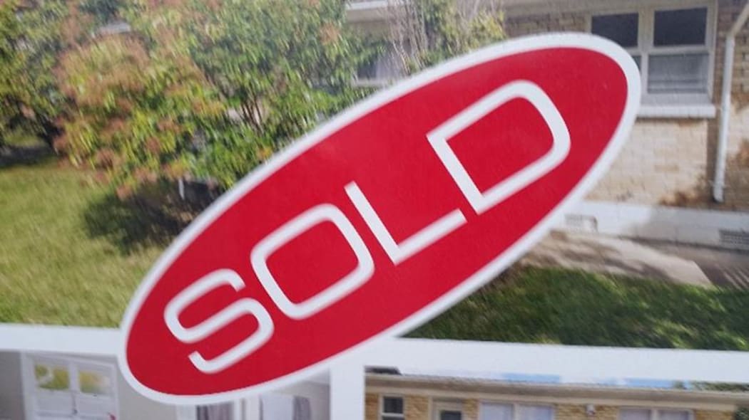 sold sign