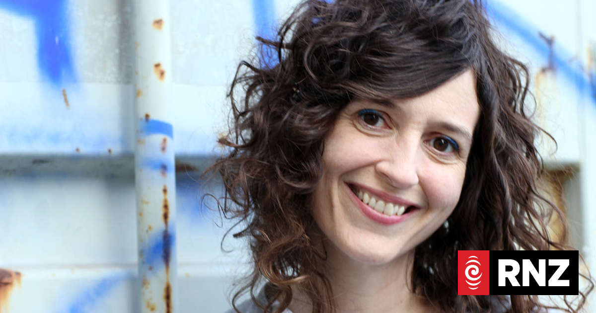Elizabeth Stokoe: understanding the psychology of talk | RNZ