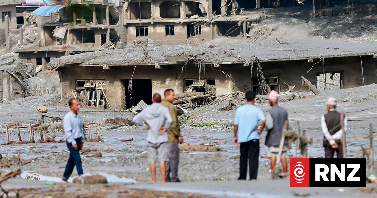 5 New Zealanders Missing After Nepal Floods: What We Know