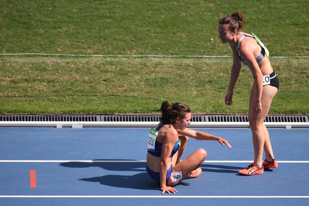 Both runners will go into the final.