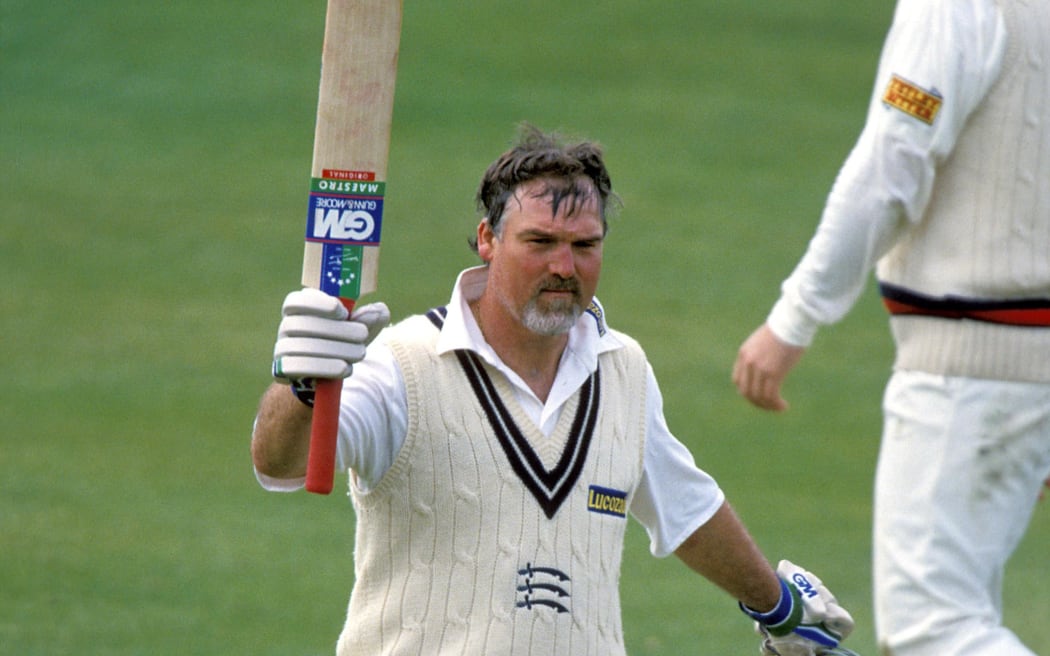 MIKE GATTING raises his bat to the crowd, England A v Middlesex County Cricket Club, Lords, 24 April 1994. © Copyright Photo: Glyn Kirk/Action Plus / www.photosport.nz