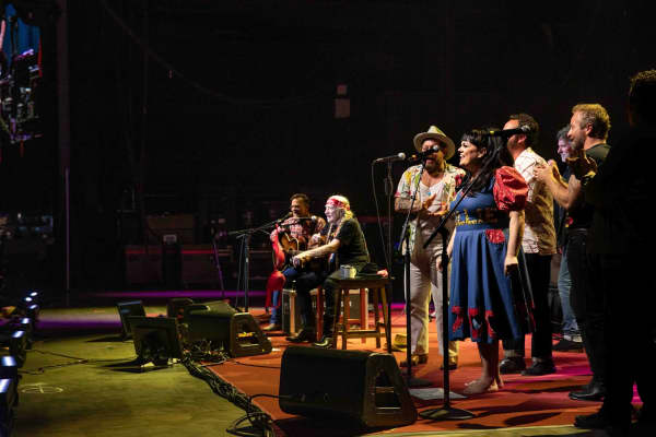 tam with avett and willie