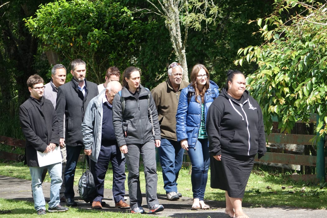 The Office of Treaty settlements delegation is brought onto Te Upoko o te Whenua marae.