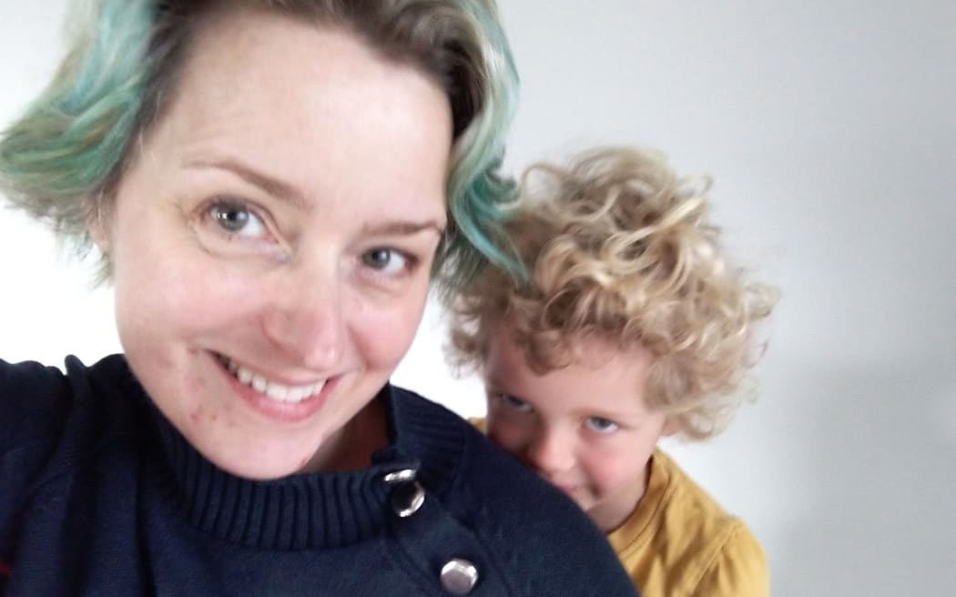Association of New Kiwis Aotearoa president Charlotte te Riet Scholten-Phillips and her daughter.