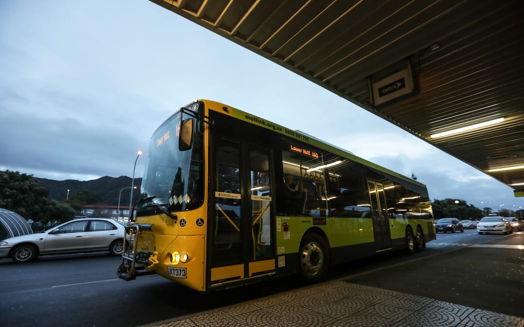 New Metlink buses first business day in operation, some delays to services.