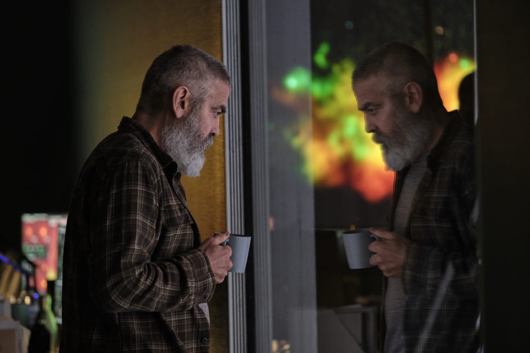 THE MIDNIGHT SKY (2020)
George Clooney as Augustine. Cr. Philippe Antonello/NETFLIX ©2020