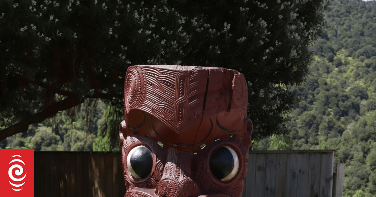 Carving returned to marae after more than 100 years