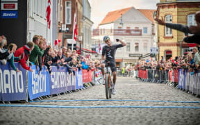 New Zealand's Sam Gaze winning the UCI Mountain Bike Marathon World Championship in Denmark, September 18, 2022.