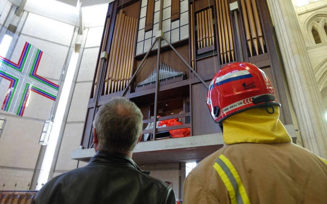 Fire at St Paul's Cathedral in Dunedin