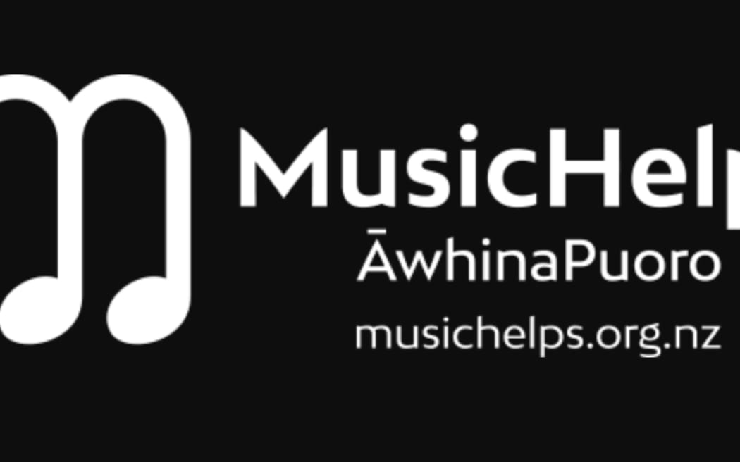 Music Helps logo