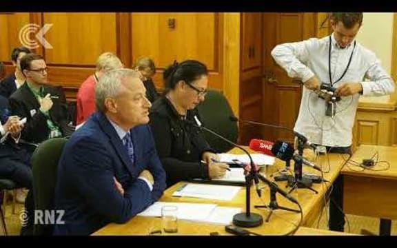 EPA chief insists he didn't mislead MPs over chief scientist