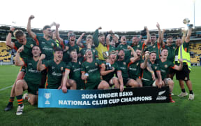 Pakuranga celebrate their win.