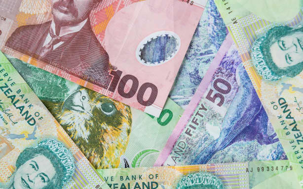 New Zealand paper money notes