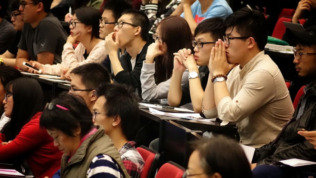 Hundreds attended a meeting at the University of Auckland on 1 April 2016 prompted by recent violent attacks on international students.