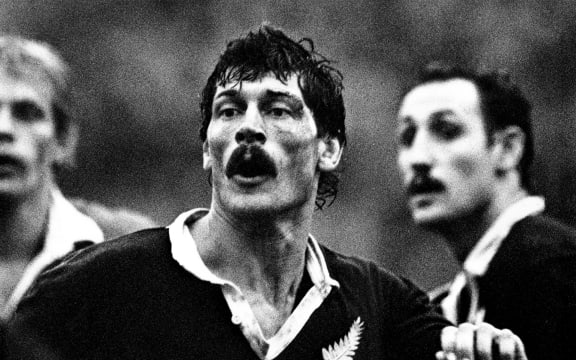Murray Mexted in action for the All Blacks.