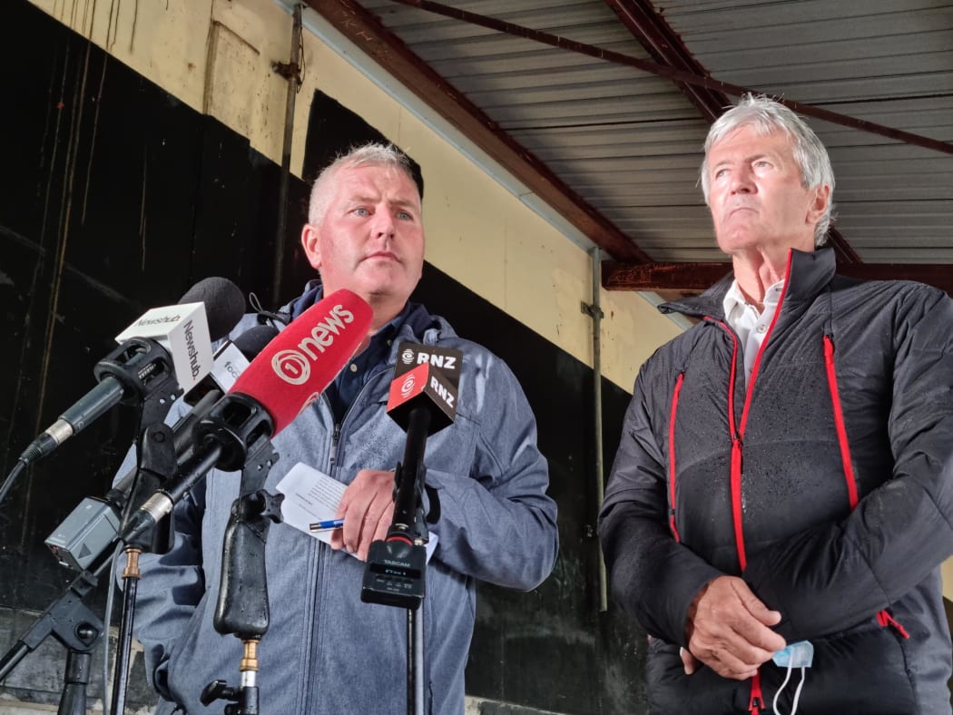 Buller District Mayor Jamie Cleine and MP for West Coast-Tasman Damien O'Connor providing an update to media on the Buller District evacuations.