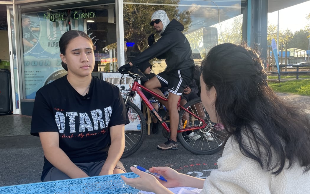 Hine Taylor, 19, speaks to RNZ about the problem drinkers in Otara, south Auckland.