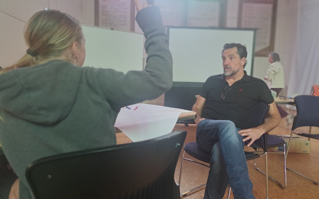 Dean Bragonier, a dyslexic entrepreneur and founder of the nonprofit organisation 'NoticeAbility', speaks to a student data workshop hosted by The New Zealand Dyslexia Foundation.