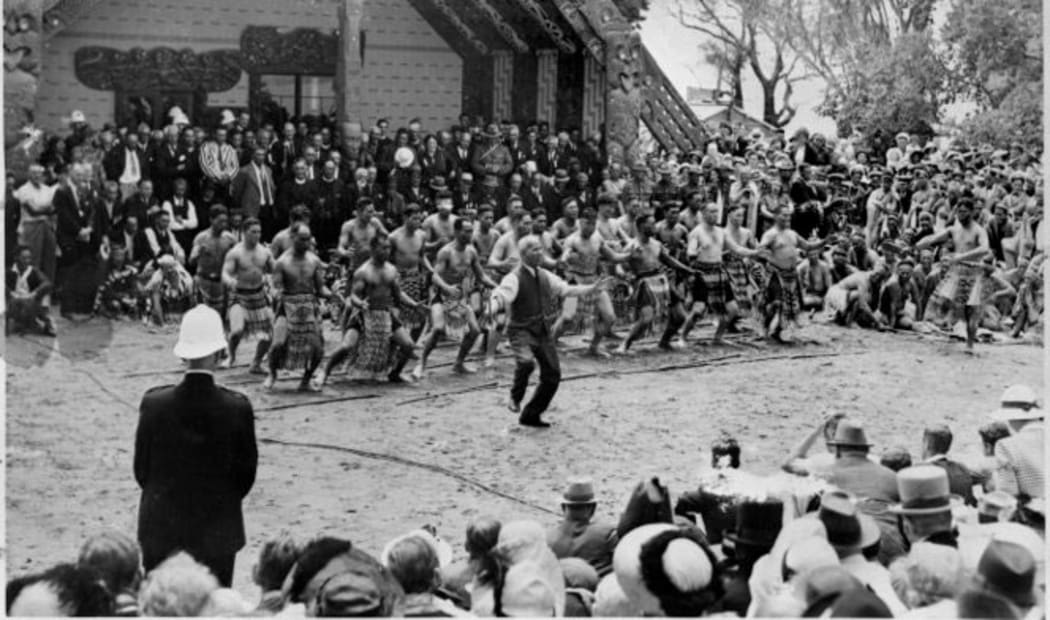 Crowd watching Apirana Turapa Ngata leading the haka at the centennial celebrations at Waitangi in 1940.