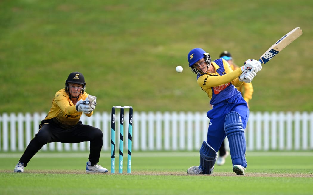 Polly Inglis of Otago bats during the Hallyburton Johnstone Shield Final between the Otago Sparks and the Wellington Blaze.