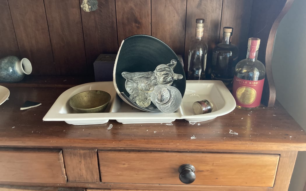 A resident 10km from Te Aroha had items in her home topple over and break after a strong quake hit the area on 4 January.