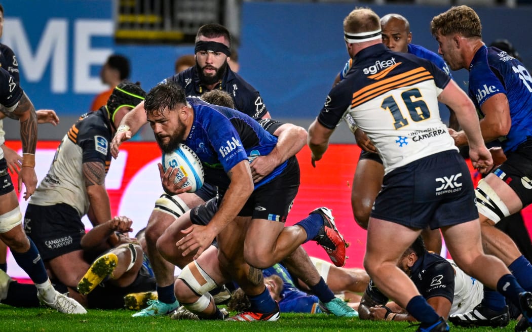 Angus Ta'avao of the Blues.