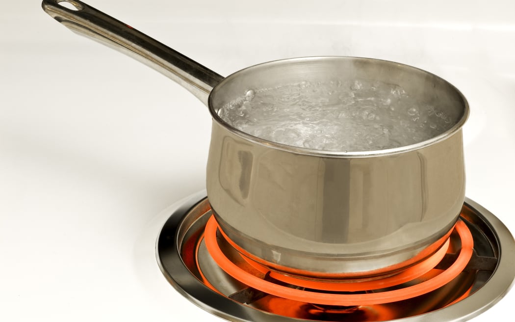 Kawerau residents are being told their water needs to come to a rolling boil for one minute and using a pot on the stove is an ideal way to do it.