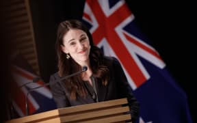 11102021 PHOTO: ROBERT KITCHIN/STUFF
L-R:  
Prime Minister Jacinda Ardern, Covid Response Minister Chris Hipkins, and Director General of Health Dr Ashley Bloomfield deliver the post cabinet decisions at the 4pm Covid update at Parliament.