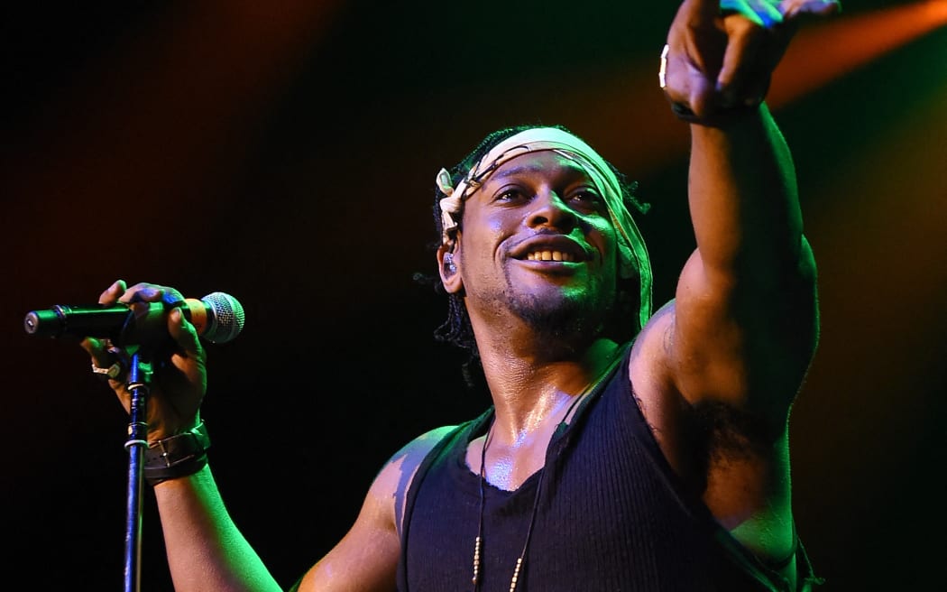 LAS VEGAS, NV - AUGUST 21: Recording artist D'Angelo performs at The Chelsea at The Cosmopolitan of Las Vegas on August 21, 2015 in Las Vegas, Nevada.   Ethan Miller/Getty Images/AFP (Photo by Ethan Miller / GETTY IMAGES NORTH AMERICA / Getty Images via AFP)