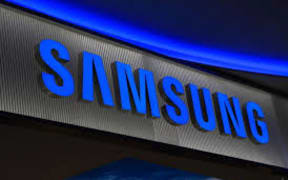 samsung logo