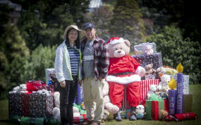 Director Yalin Zou and co-producer Helen Wu.