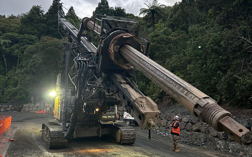 The largest drill in use in the Mangamuka Gorge is the Liebherr LB24.