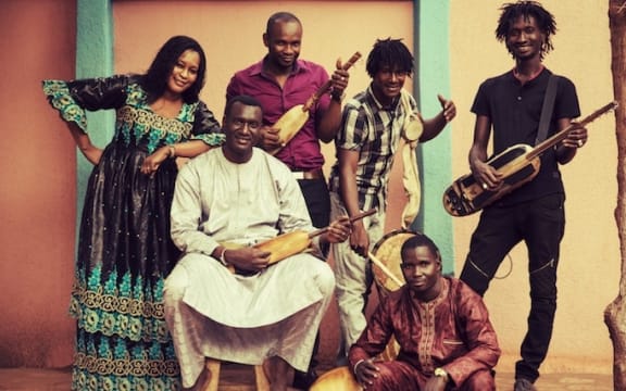 Bassekou Kouyate and Ngoni Ba