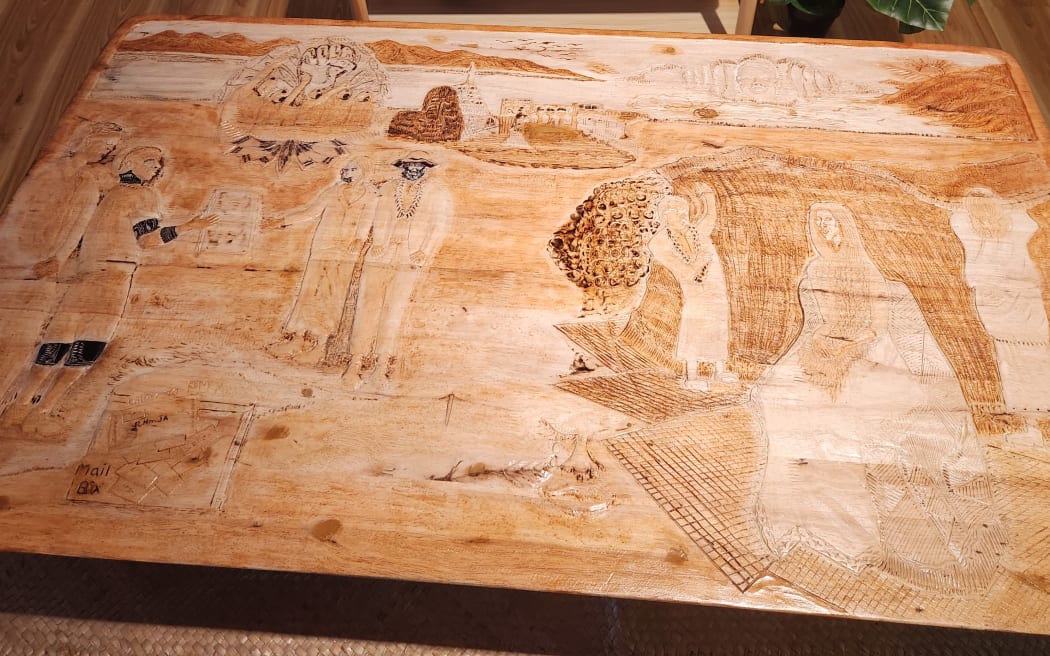 Amosa Tualamali'i carved a table for the exhibition with the goal of creating something hopeful.